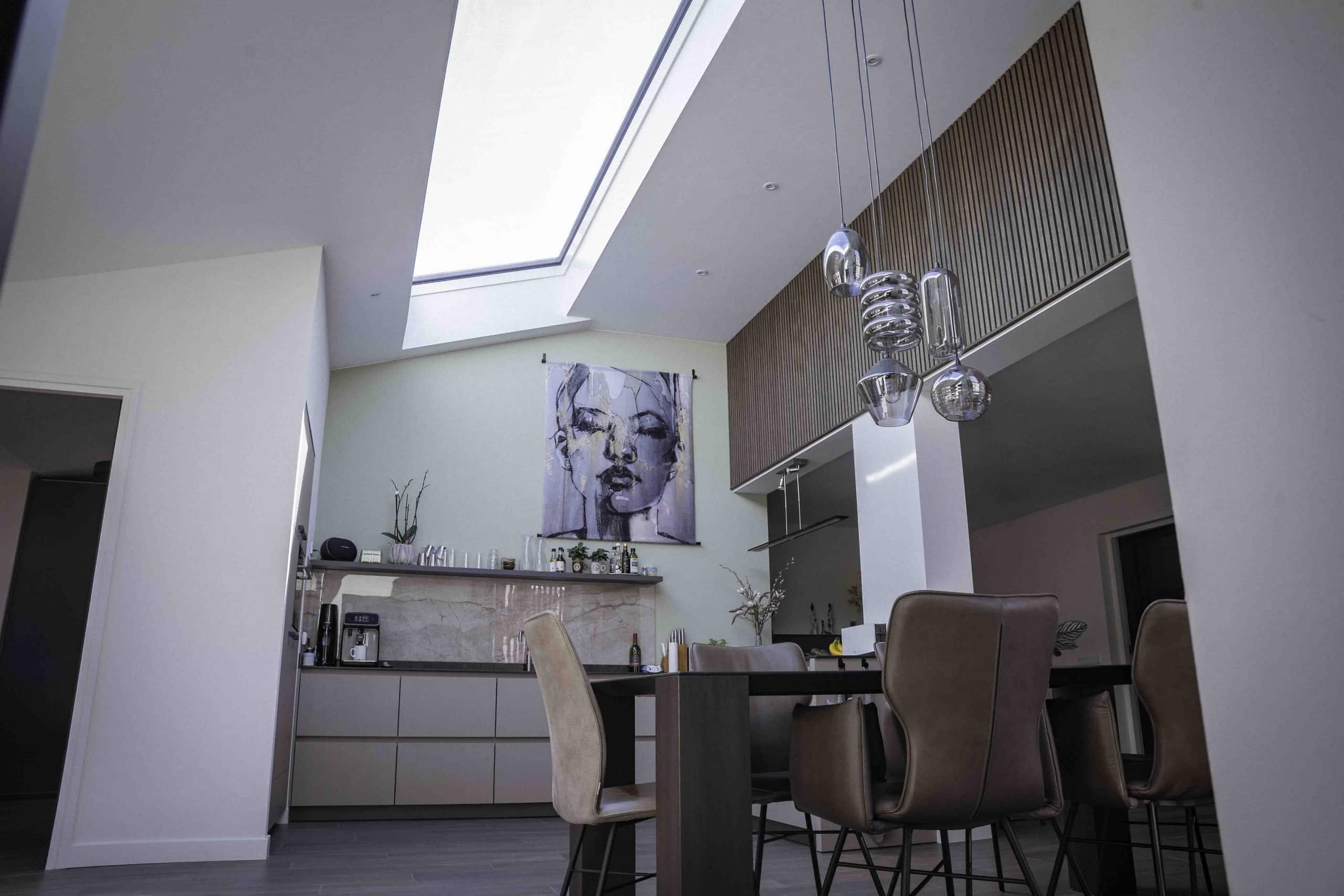 Grote lichtstraat in de woonkeuken