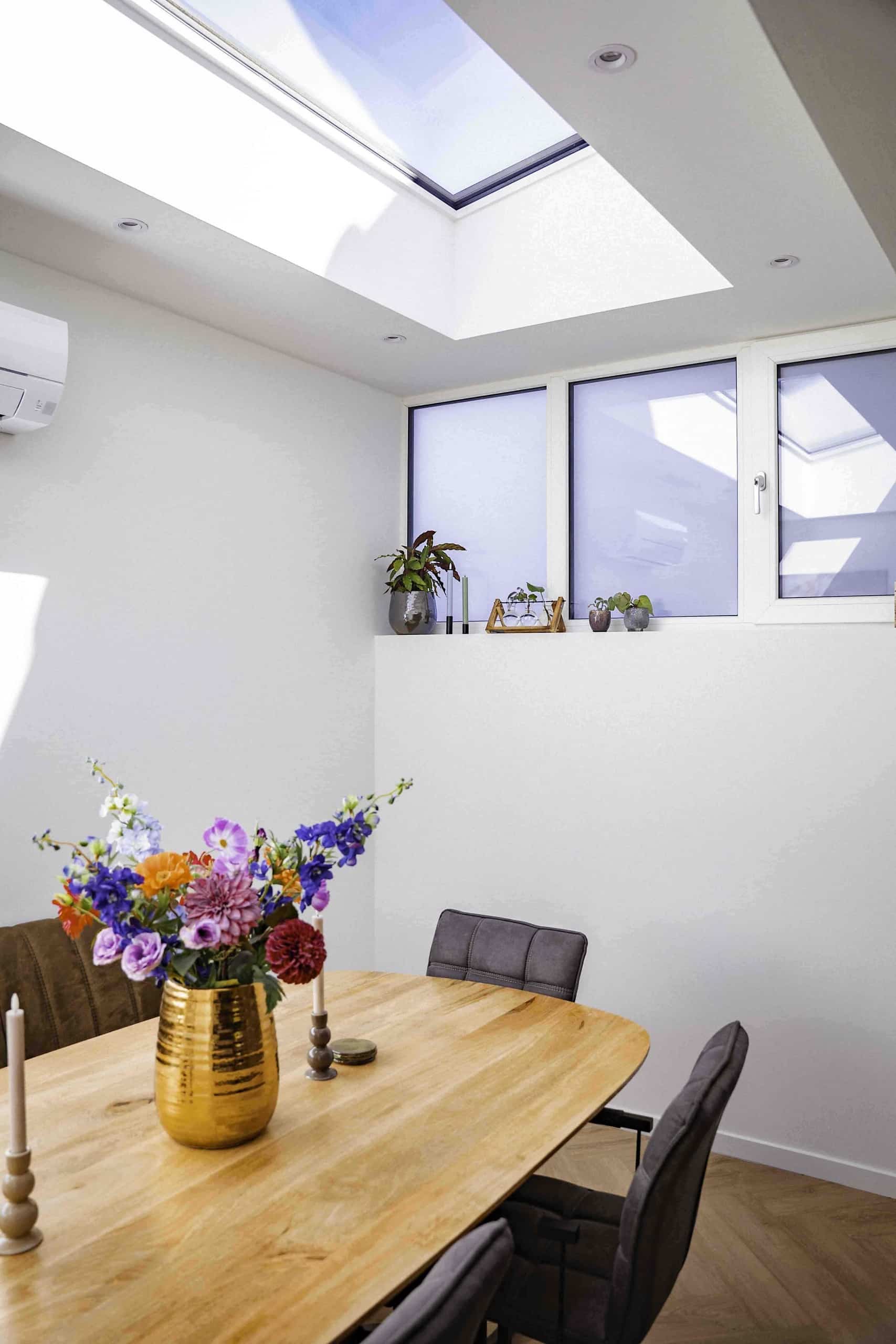 Lichtstraat eethoek woonkamer